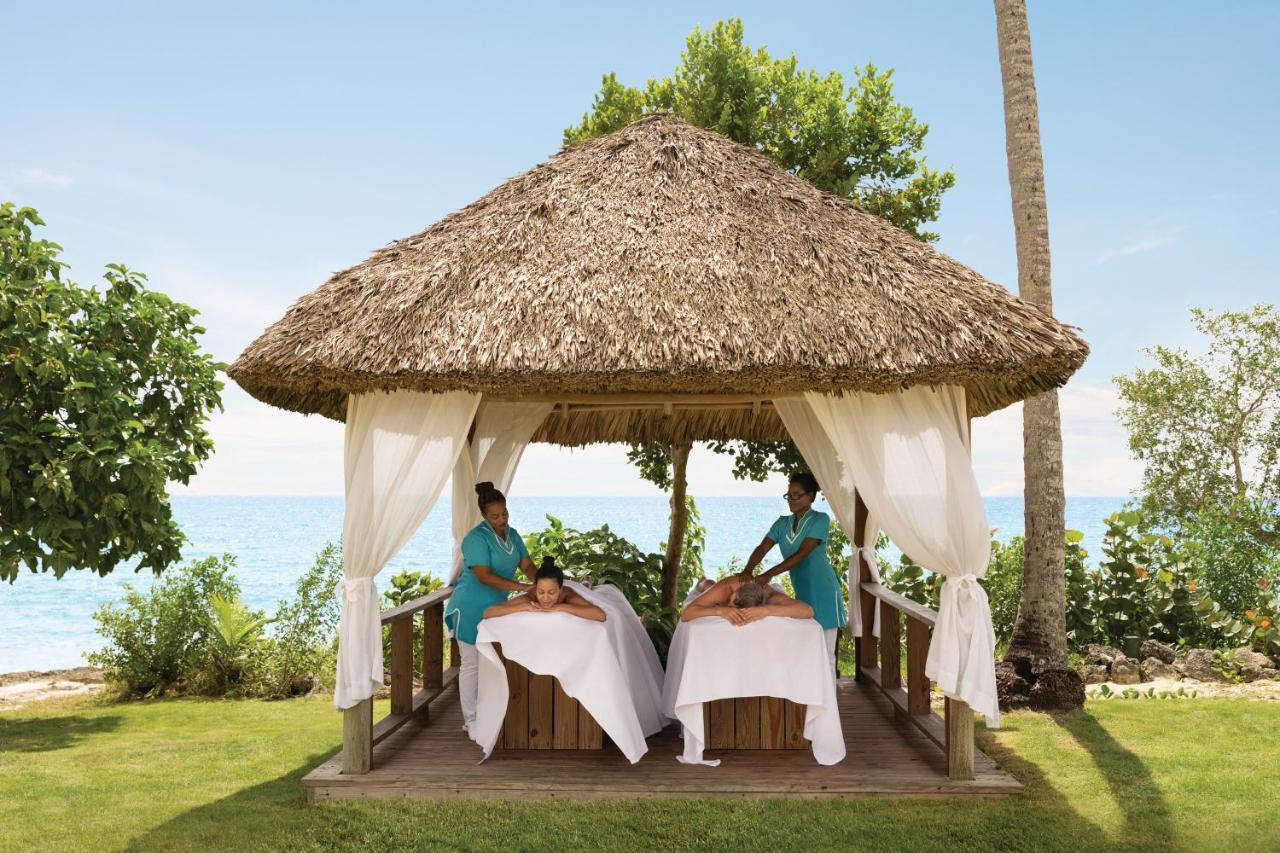 Hilton La Romana All-Inclusive Family Resort 바야히베 외부 사진